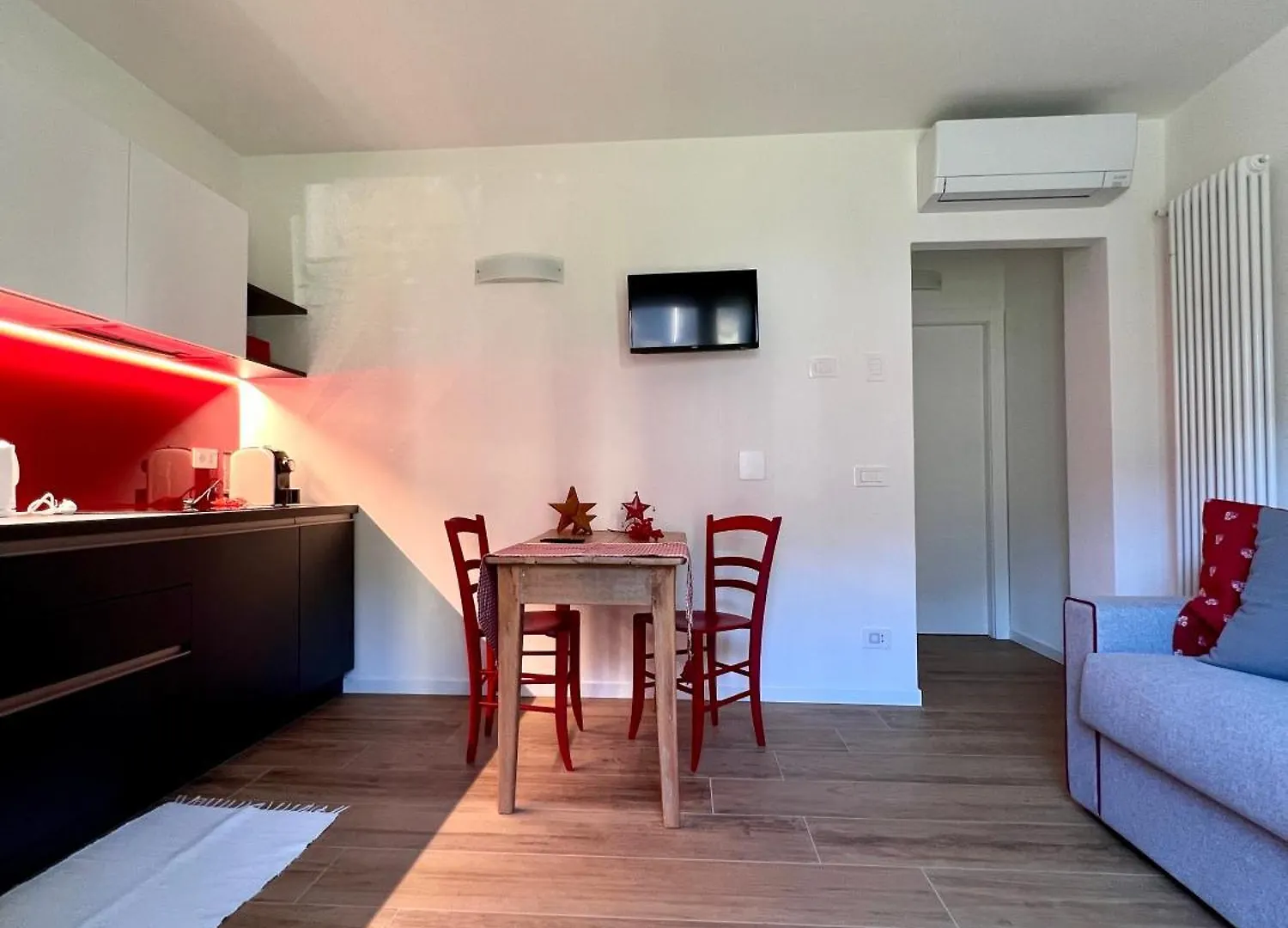 Casa Vacanze La Brenta Chiavenna 0*,  Ιταλία